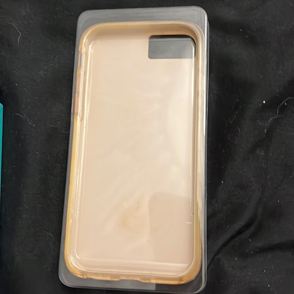 SALE!!! CRYSTAL IPHONE HARD CASE - 6,6s,7 and 8 ๐ฅ - Picture 4 of 10